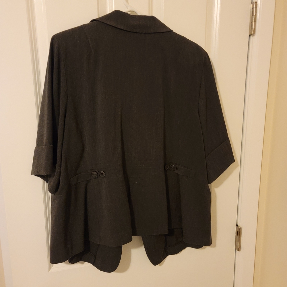 Good Quality Lane Bryant Short-Sleeved Suitjacket and Pants in size 22 - Picture 5 of 11